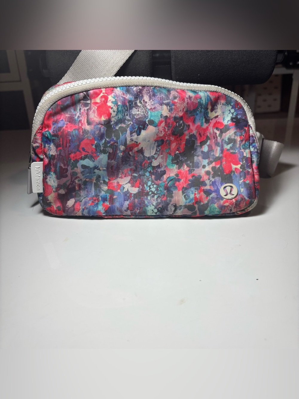 lululemon athletica Red Pink Blue Floral Crossbody Pouch